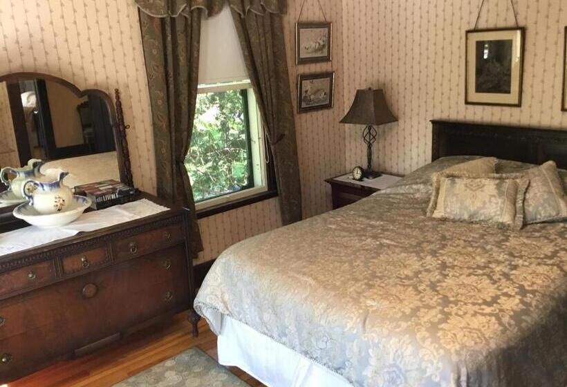 디럭스 룸, Auberge Taylor Manor