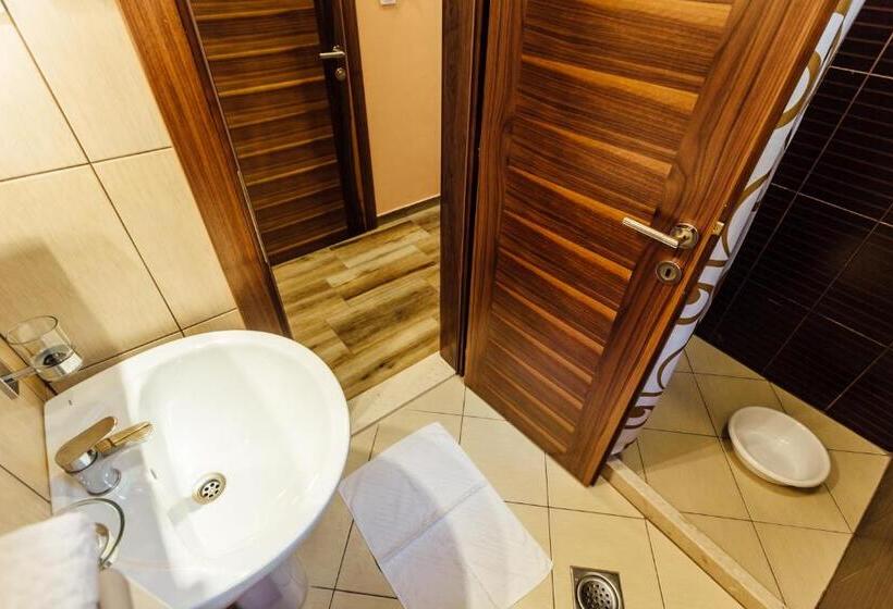 استودیوی استاندارد, Apartments Anastasija