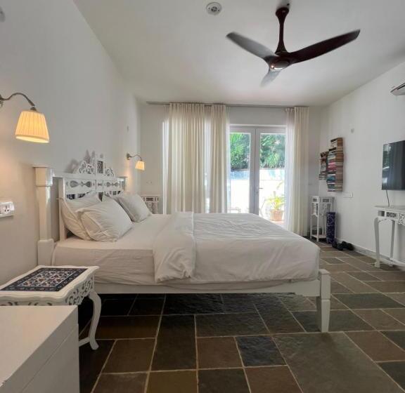 جناح عائلي, Oceanic   Luxury Boutique