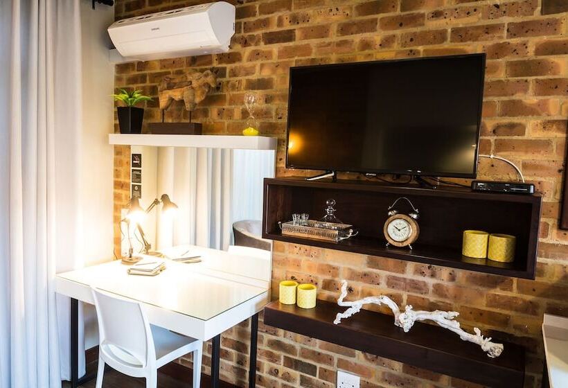 デラックススイート, Grey Manor Guesthouse