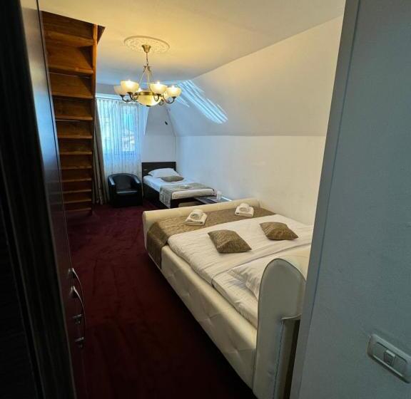 Family Suite, Hanu Satului