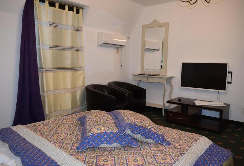 Номер Deluxe, Hanu Satului