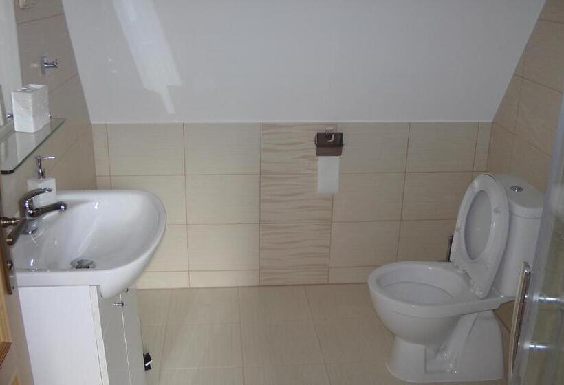 3 Szobás Suite, Penzion Vila Machů