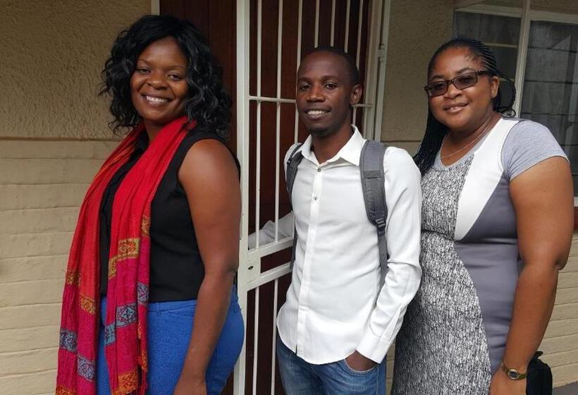 エコノミールーム, The Fairlands Hideout