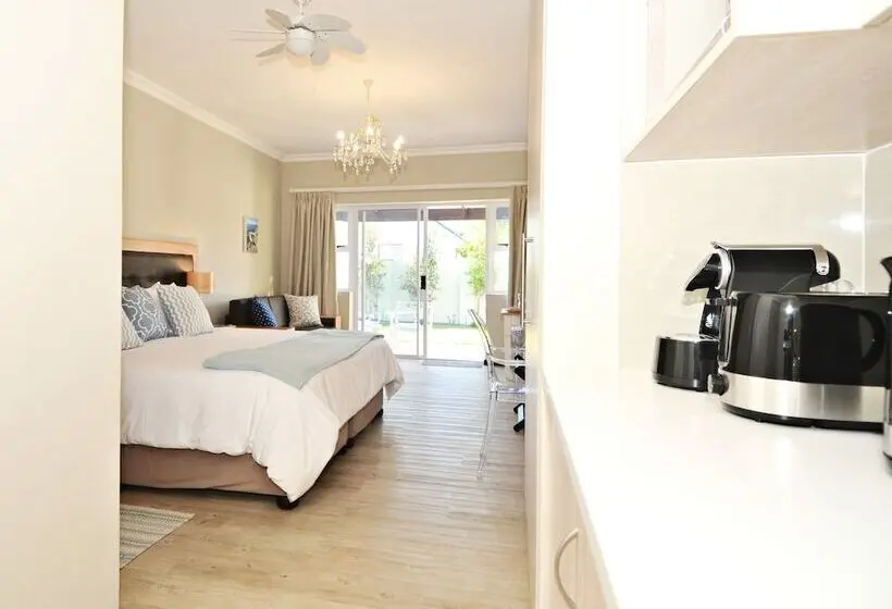 デラックスルーム, The Gables Hermanus