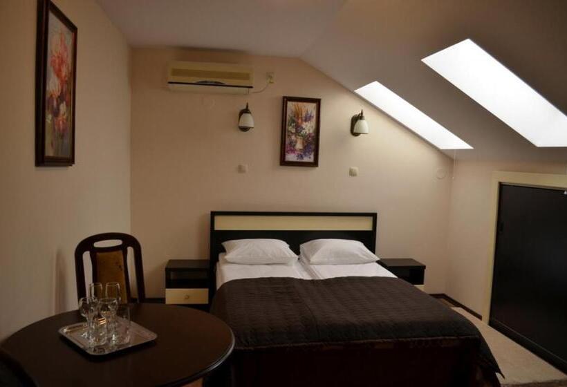 اتاق استاندارد, Vila Gardenia