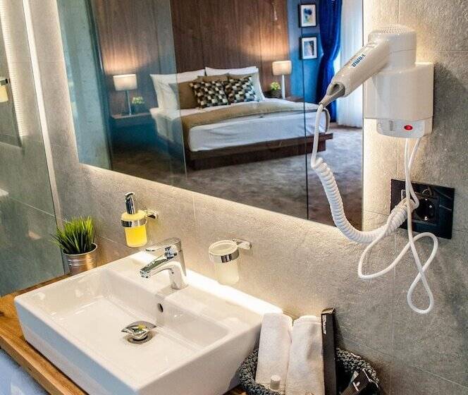 آپارتمان لوکس 1 خوابه, Nomad Luxury Suites