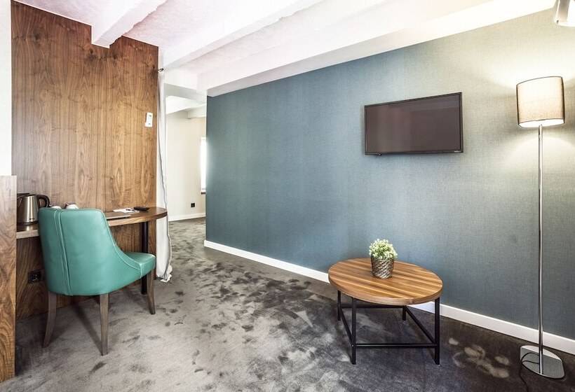 سوییت, Nomad Luxury Suites
