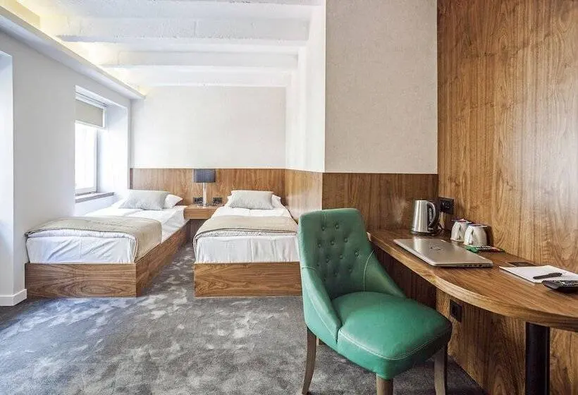 سوییت, Nomad Luxury Suites