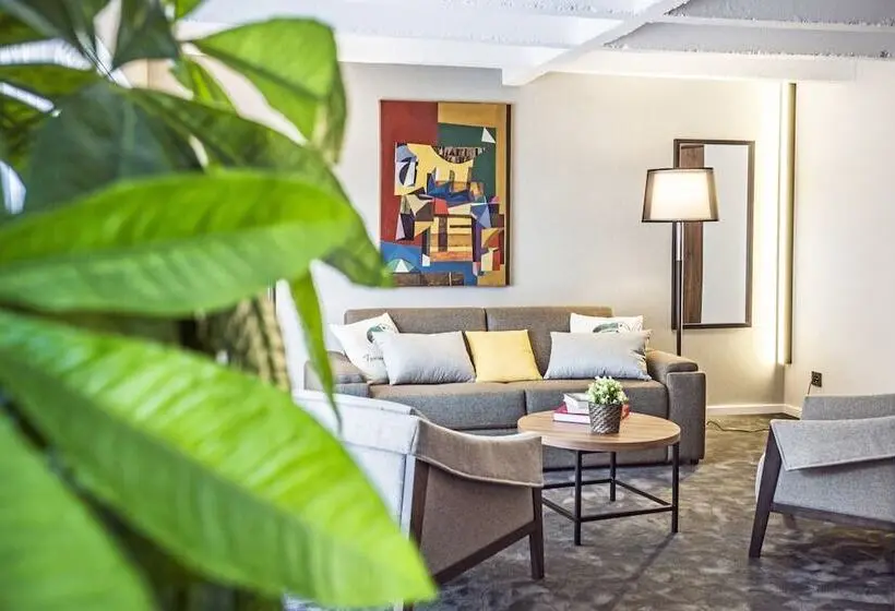 سوییت اجرایی, Nomad Luxury Suites
