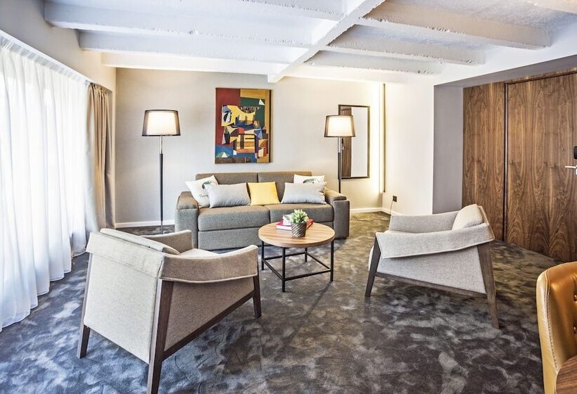 سوییت اجرایی, Nomad Luxury Suites