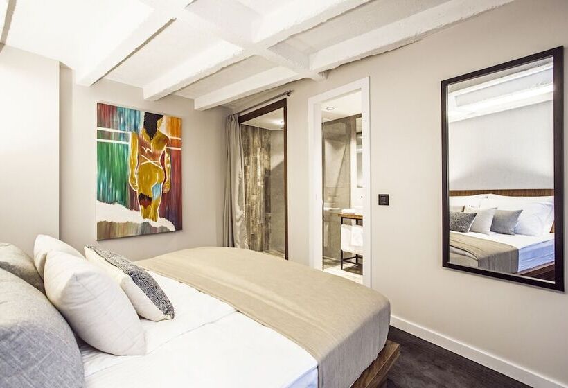 سوییت سوپریور, Nomad Luxury Suites