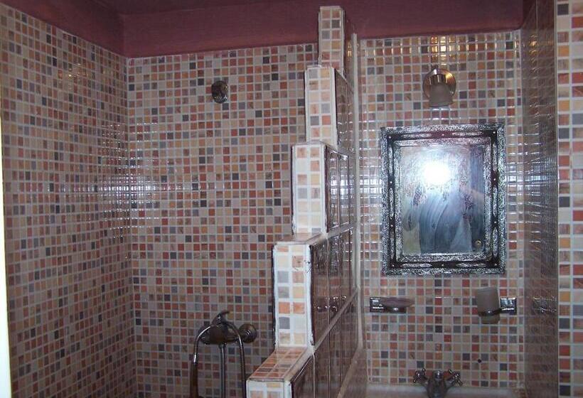 إستوديو قياسى مطلّ علي الحديقة, Residence Tafat