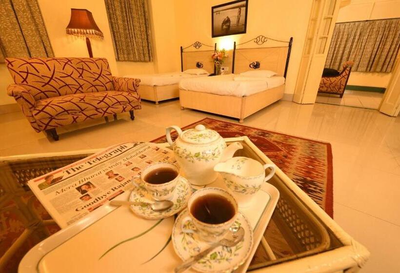 جناح, Chowdhury's Guest House