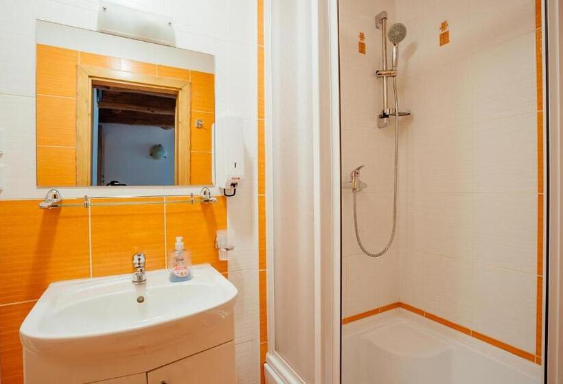 스탠다드 스튜디오, Jánošíkova Valaška Hills Apartments