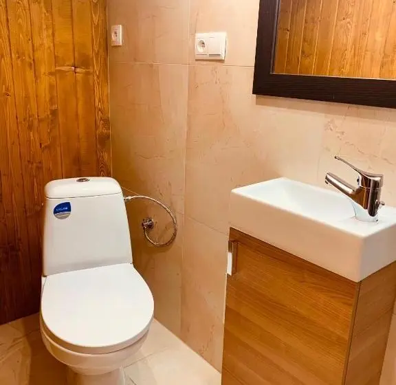 اتاق اکونومی, Jánošíkova Valaška Hills Apartments