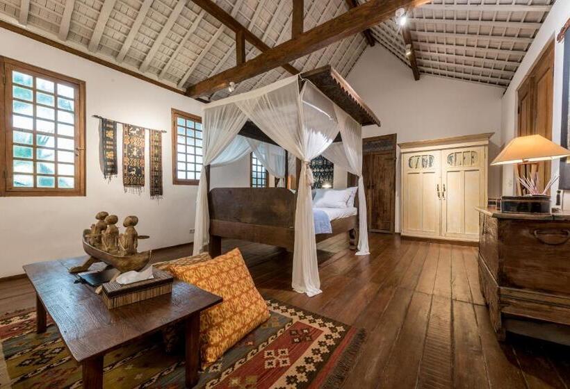 غرفة قياسية مزوَّدة بشُرفة, Wayang Retreat