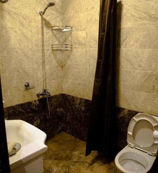 اتاق سوپریور با تخت بزرگ, White Hotel Guesthouse