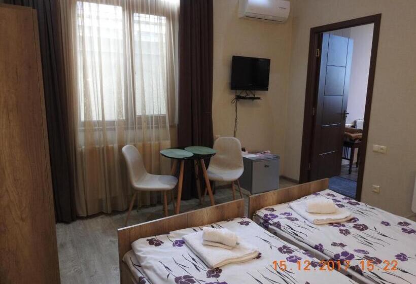 اتاق استاندارد, White Hotel Guesthouse
