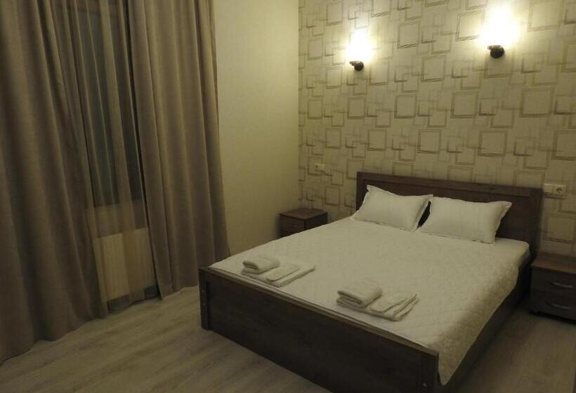 اتاق لوکس خانوادگی, White Hotel Guesthouse