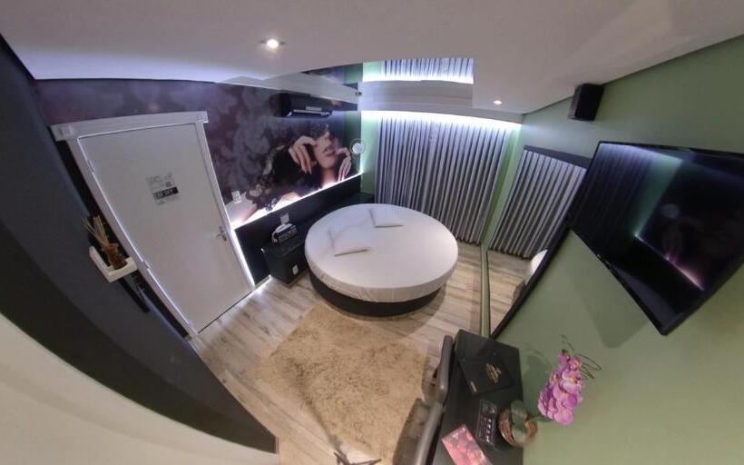 סוויטה, Motel Paradiso   Cruz Alta