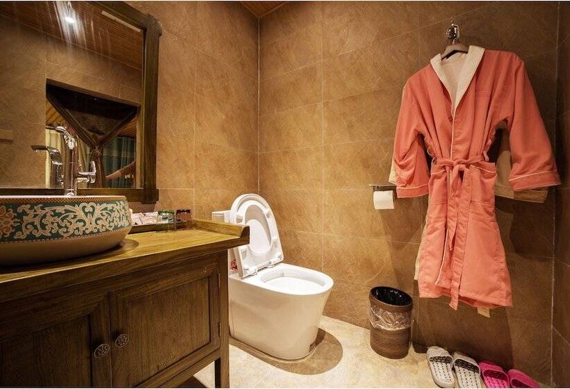 Номер Комфорт, Blossom Dynasty Inn