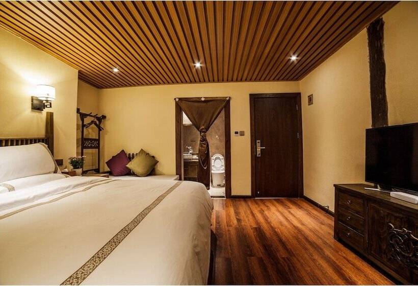 Номер Комфорт, Blossom Dynasty Inn