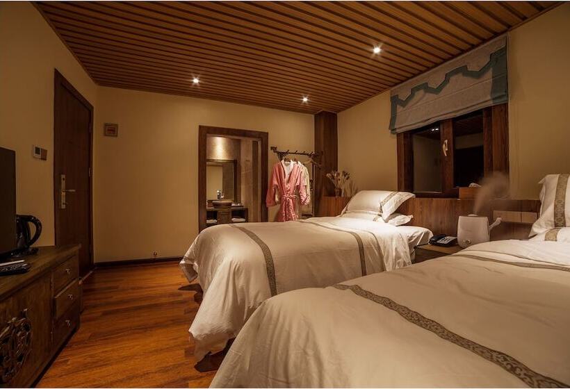 Номер Стандарт, Blossom Dynasty Inn