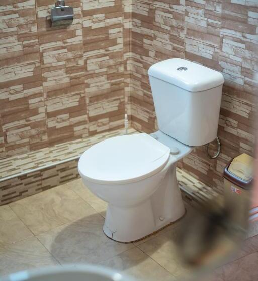 四人标准间, Danailovi Guest House