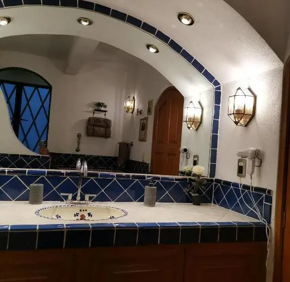 اتاق استاندارد با تخت بزرگ, Las Alamedas Guanajuato