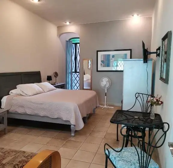 اتاق استاندارد با بالکن, Las Alamedas Guanajuato