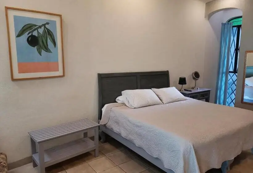 اتاق استاندارد با بالکن, Las Alamedas Guanajuato