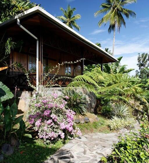 اتاق لوکس با چشم‌انداز دریا, Lumbalumba Resort   Manado