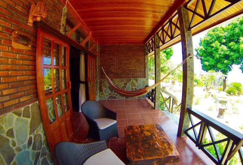 اتاق لوکس, Lumbalumba Resort   Manado