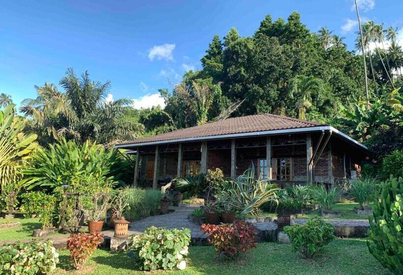 اتاق لوکس, Lumbalumba Resort   Manado