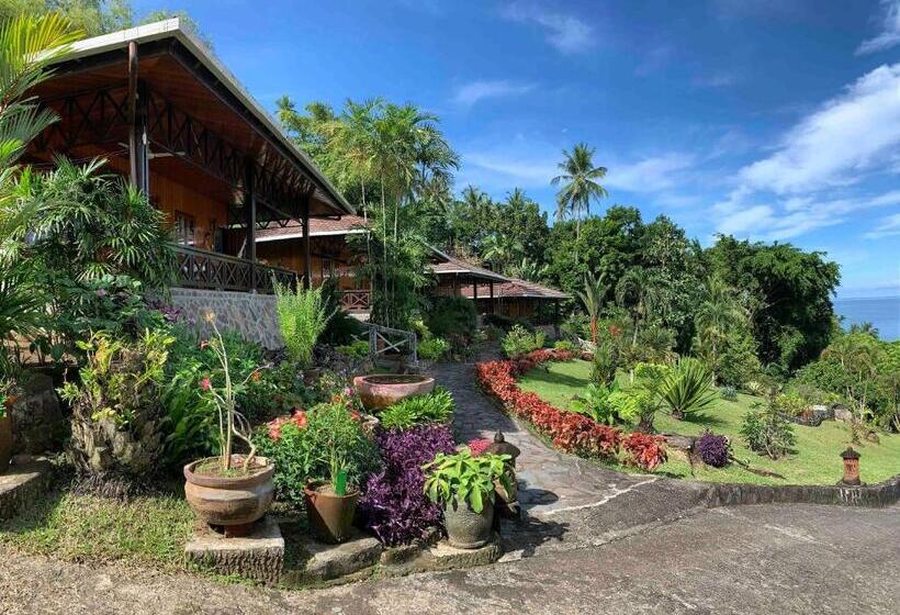 اتاق لوکس با چشم‌انداز دریا, Lumbalumba Resort   Manado