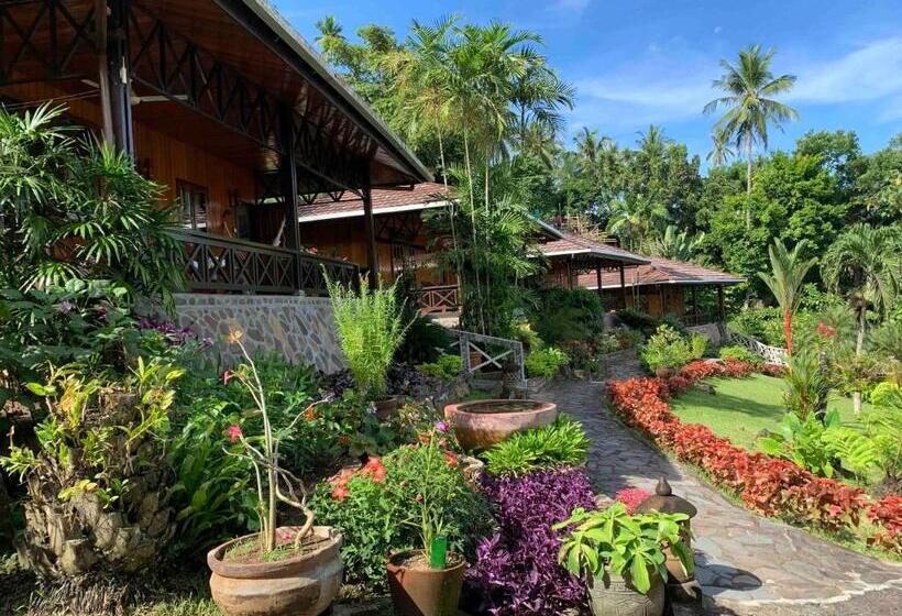 اتاق لوکس با چشم‌انداز دریا, Lumbalumba Resort   Manado