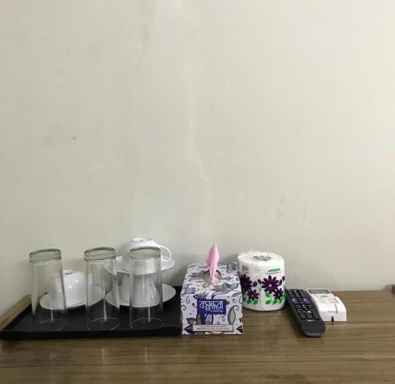 اتاق اکونومی, Seven Star