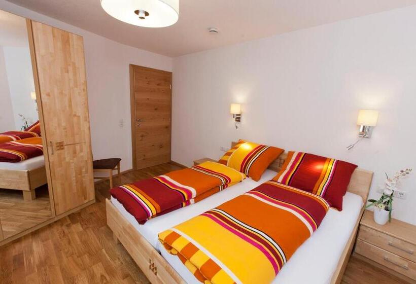 ２ベッドルームアパートメント, Nowders Apartments