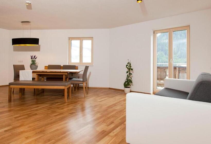 ２ベッドルームアパートメント, Nowders Apartments