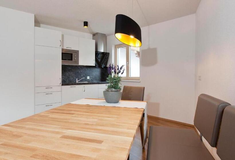Апартаменты 2 Спальни, Nowders Apartments