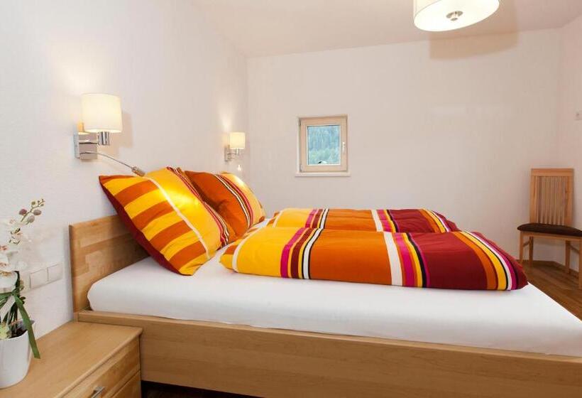 バルコニー付き１ベッドルームアパートメント, Nowders Apartments