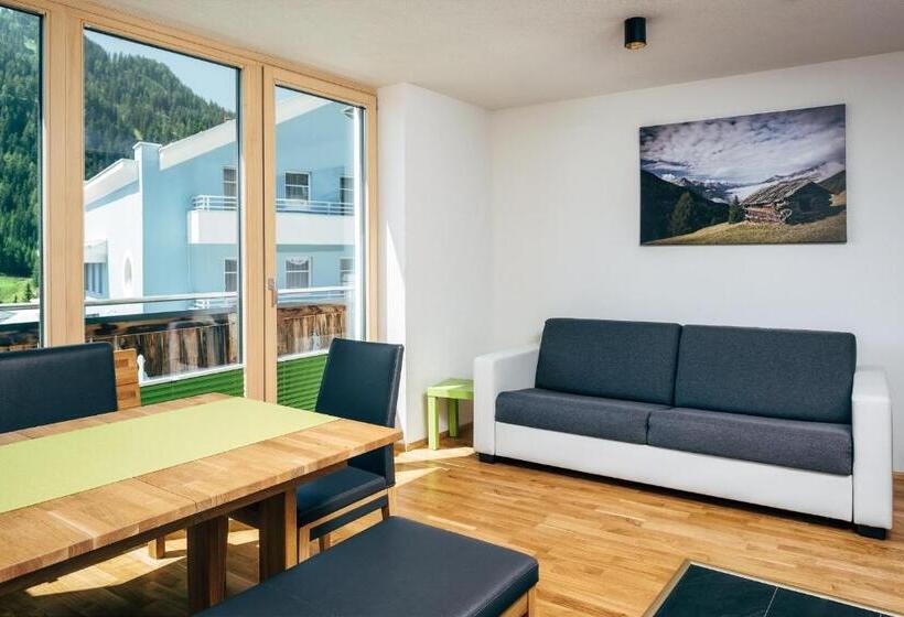 バルコニー付き１ベッドルームアパートメント, Nowders Apartments