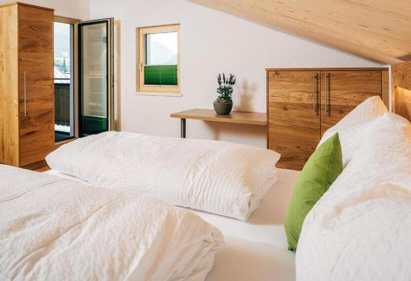 １ベッドルームペントハウスアパート, Nowders Apartments