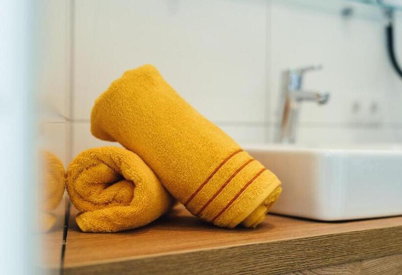 １階の１ベッドルームアパートメント, Nowders Apartments