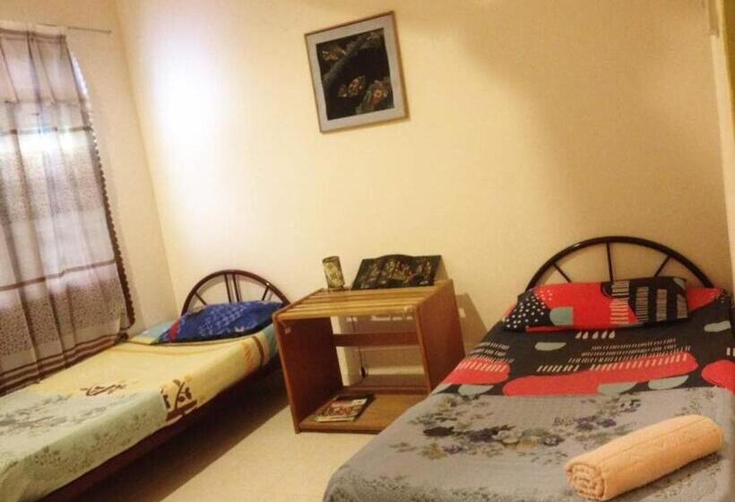 سوییت خانوادگی, Sleepy Hollow Villa