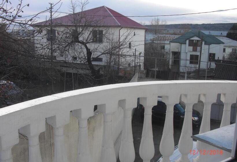 اتاق استاندارد چهار تخته, Villa House Georgia