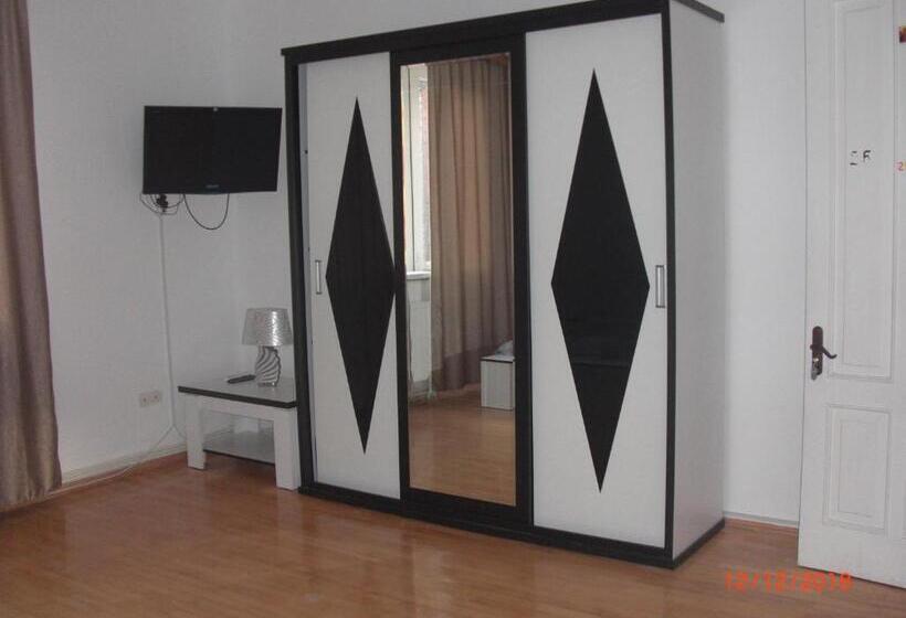 اتاق استاندارد چهار تخته, Villa House Georgia