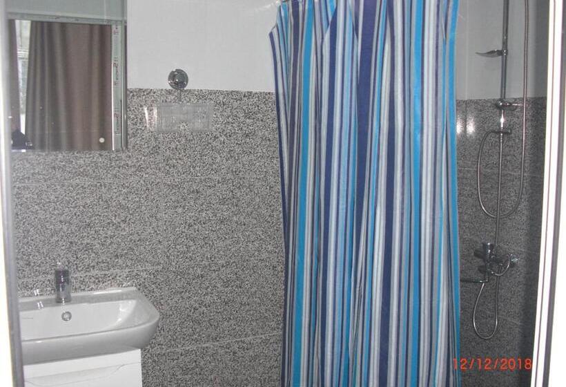 اتاق استاندارد چهار تخته, Villa House Georgia