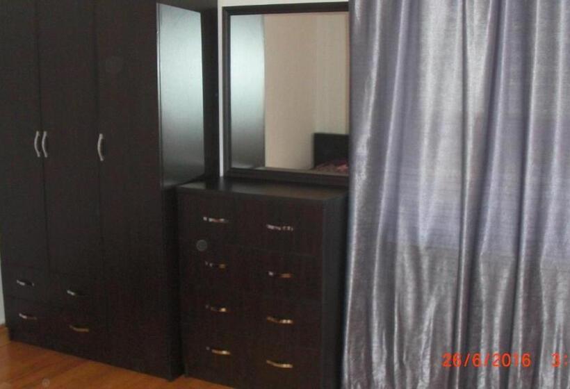 اتاق چهار تخته با دستشویی مشترک, Villa House Georgia